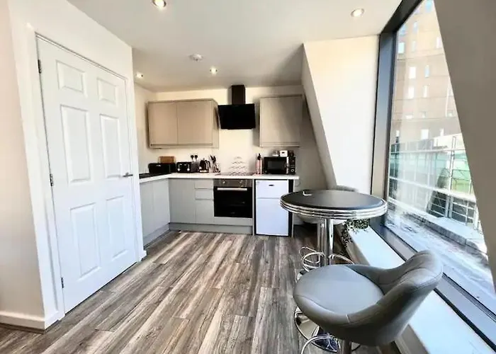 Deluxe Apartment